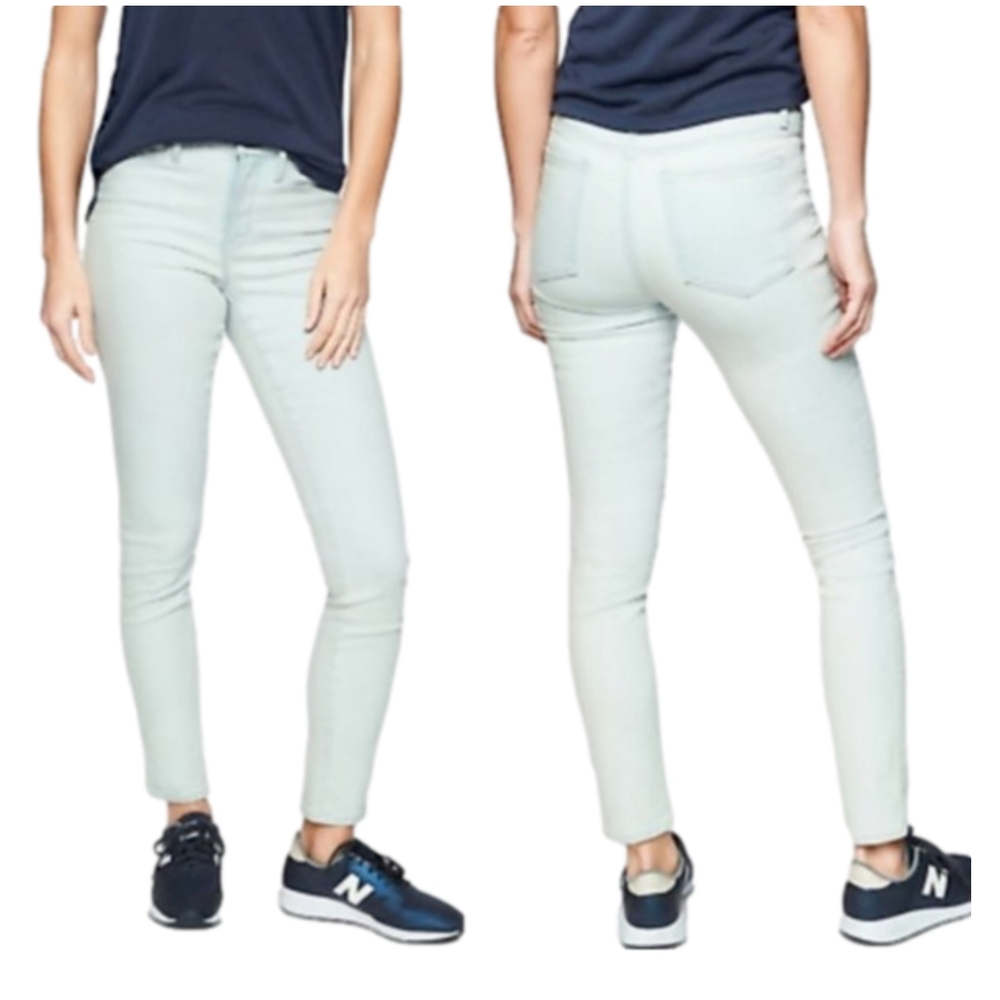 Athleta Women's Skinny Jeans in Light Blue